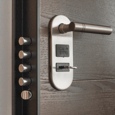 Universal Remote Mid